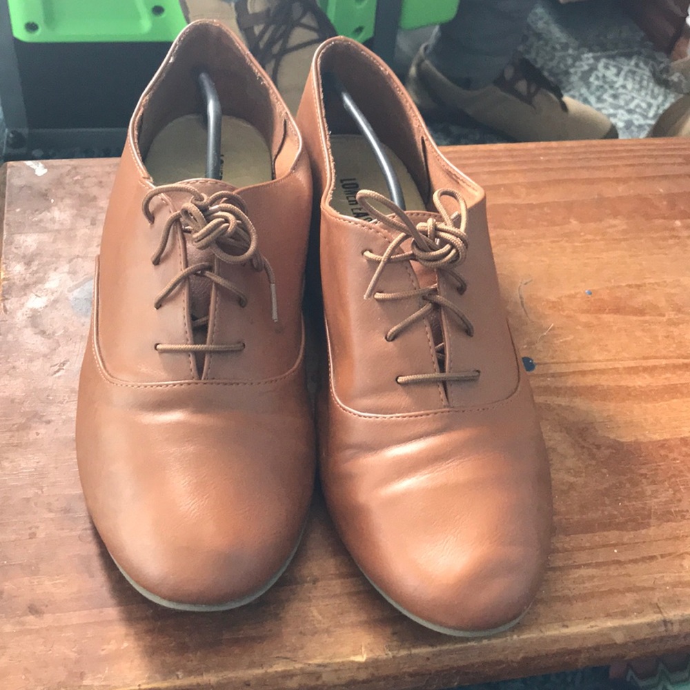 Brown lace up flats